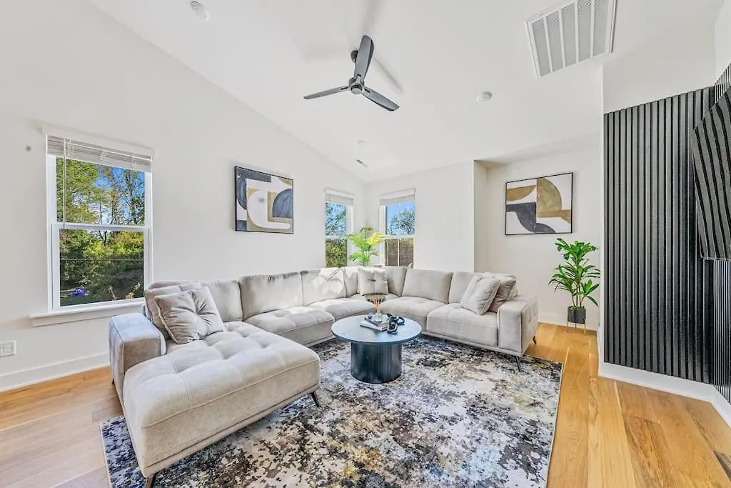 Modern 4Br Retreat In Uptown! Villa Charlotte 0*,  United States